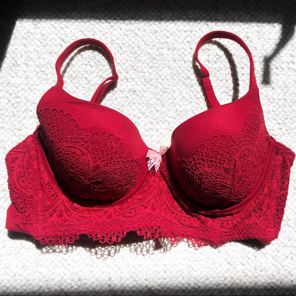 32DD Victoria’s Secret Demi Bra